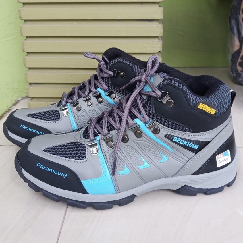 Sepatu Gunung / sepatu gunung pria / sepatu hiking / sepatu gunung wanita / sepatu hiking pria /