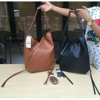 zara chain bucket original