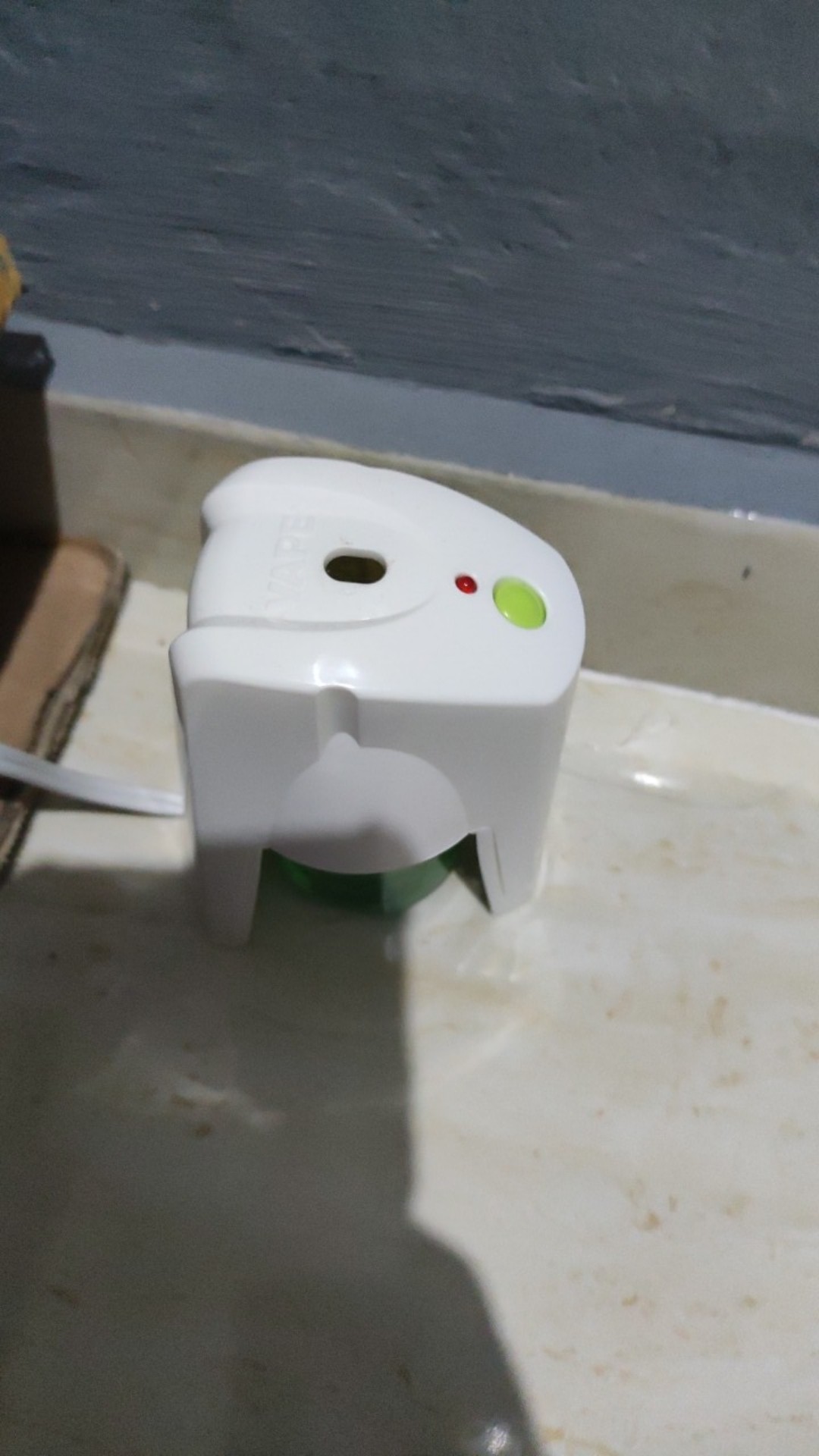 Fumakilla Obat Anti Nyamuk Vape Elektrik 45 Malam+liquid Alat Gratis Fruty Fresh