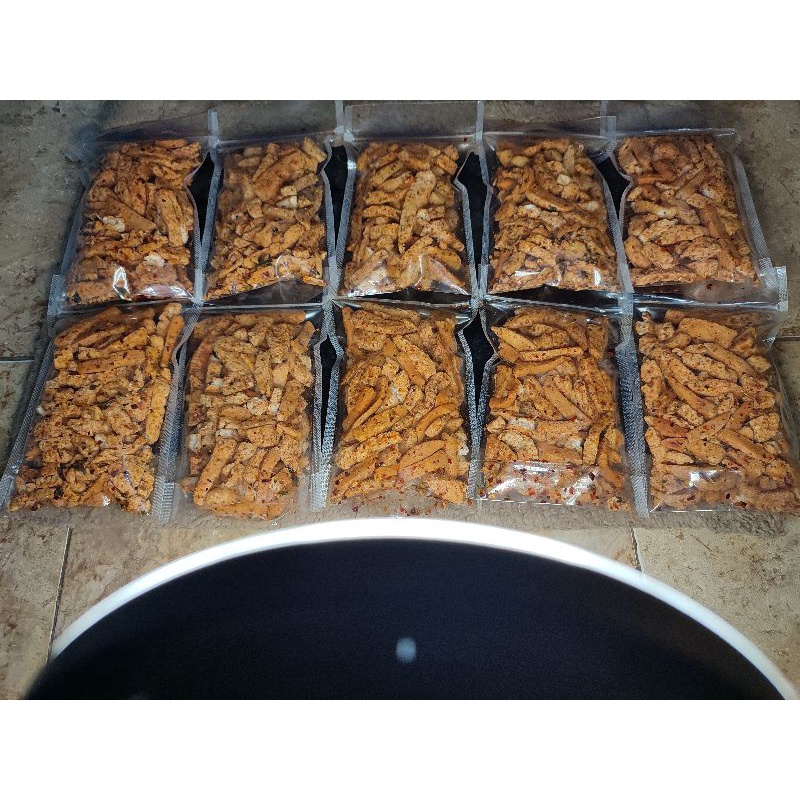 

Basreng baso goreng pedas/Cemilan 100 gram/Basreng pedas daun jeruk dan Original