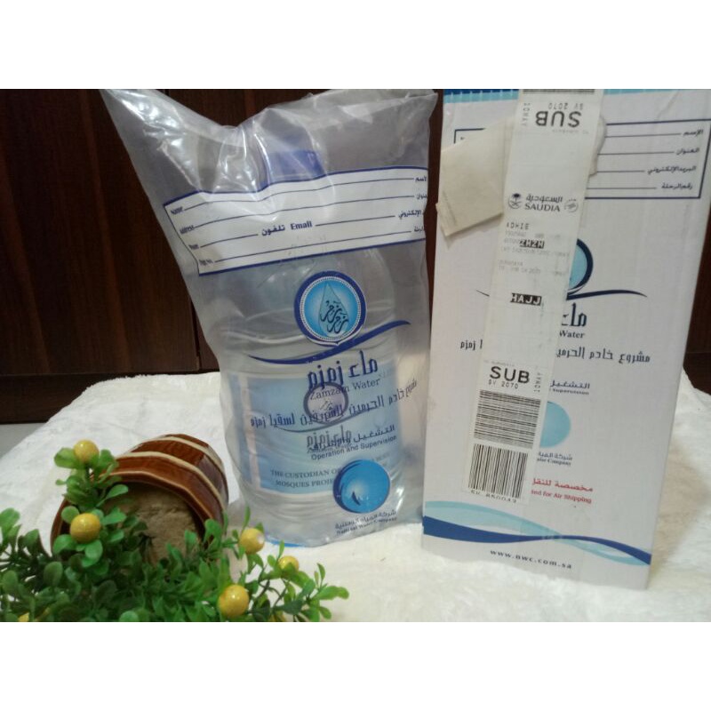 

Air zamzam 1 liter / air zam-zam asli original 100%