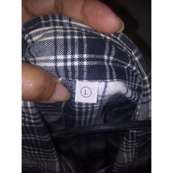 kemeja pria wood dan uniqlo