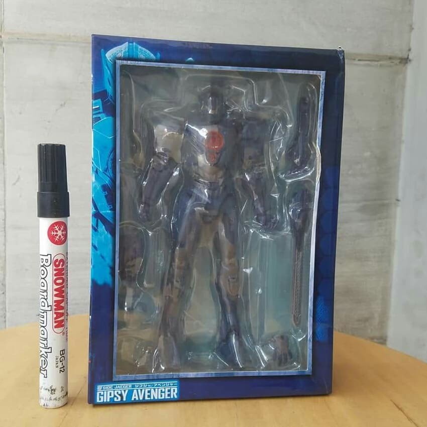 mainan action figure gipsy avenger pacific rim uprising recast bandai