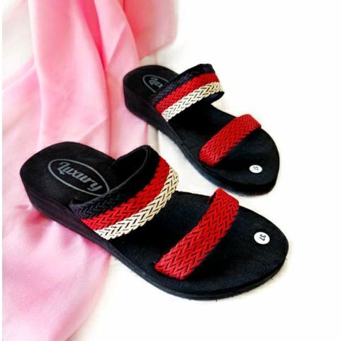 Sandal Wanita Turki Ban 2 / Sandal Wanita Turki Kekinian / Sandal Selop Wanita / Sandal Selop Spon ( Ban2Lama)