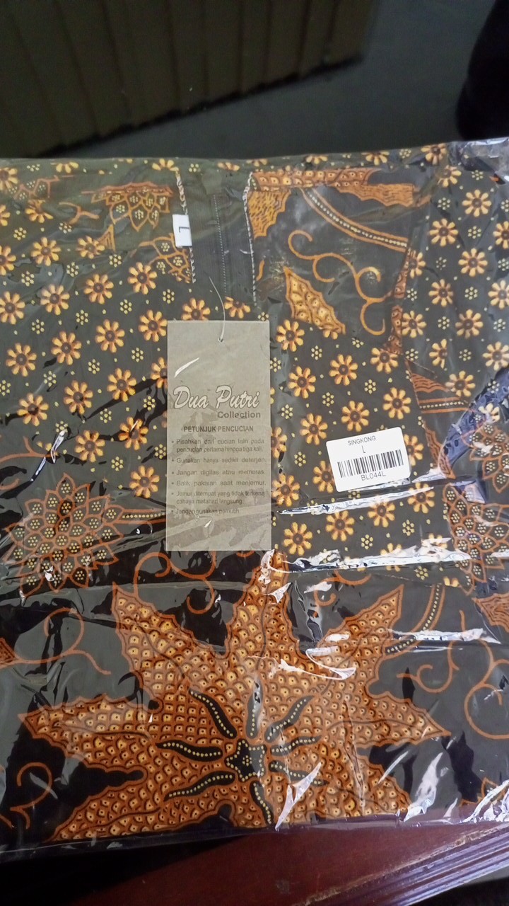 Batik Wanita Atasan Blouse Modern Model Kerah Besar Batik Kerja Wanita