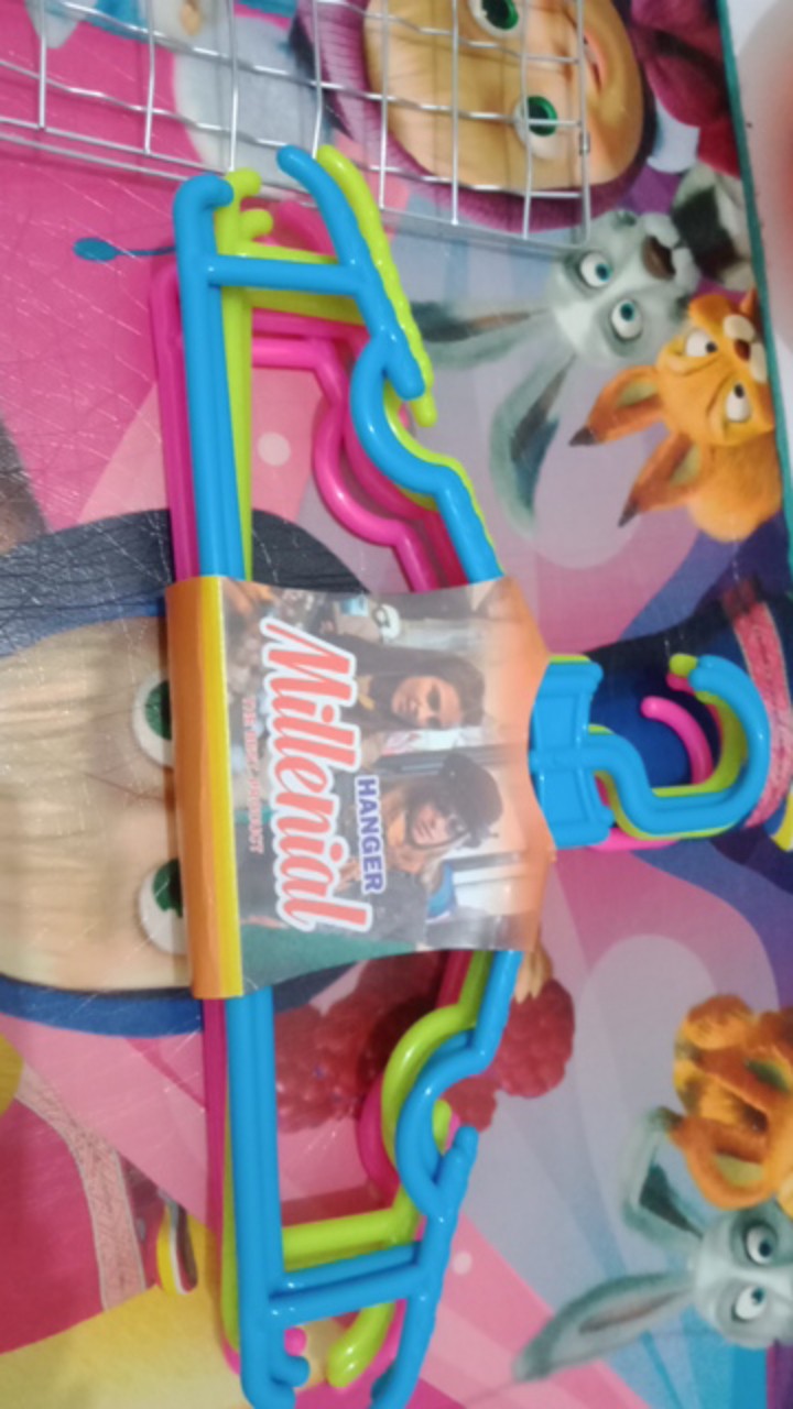 Hanget Plastik Mileniel Warna Warni Besar Bagus Dan Kokoh