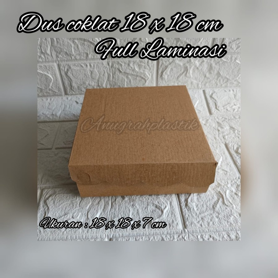 

Box Coklat Renda Full Laminasi uk 18 x 18 / dus kraft kue PER 10 PCS