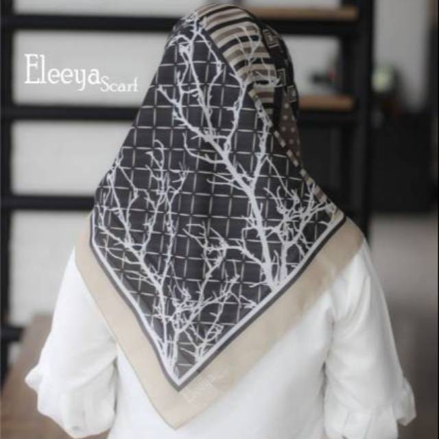 HIJAB SEGIEMPAT MOTIF ELY 70 II Eleeya Scarf