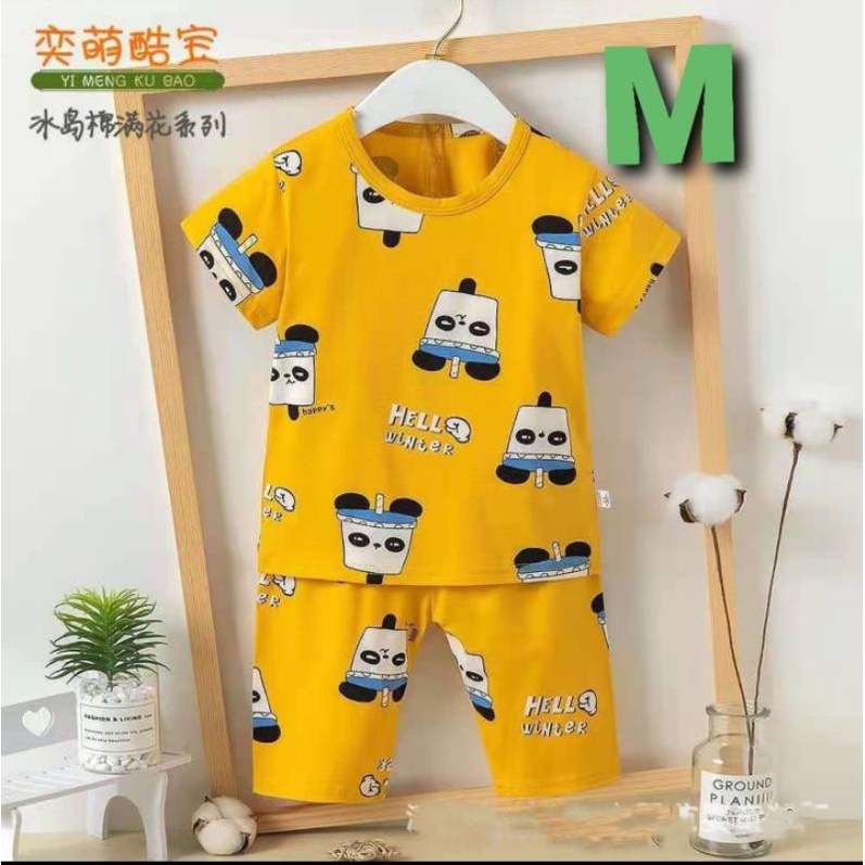 Baju Tidur / Piyama Anak Karakter Hello Winter Lengan Tangan Pendek, Celana Pendek