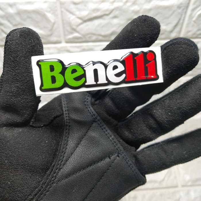 

stiker benelli panjang