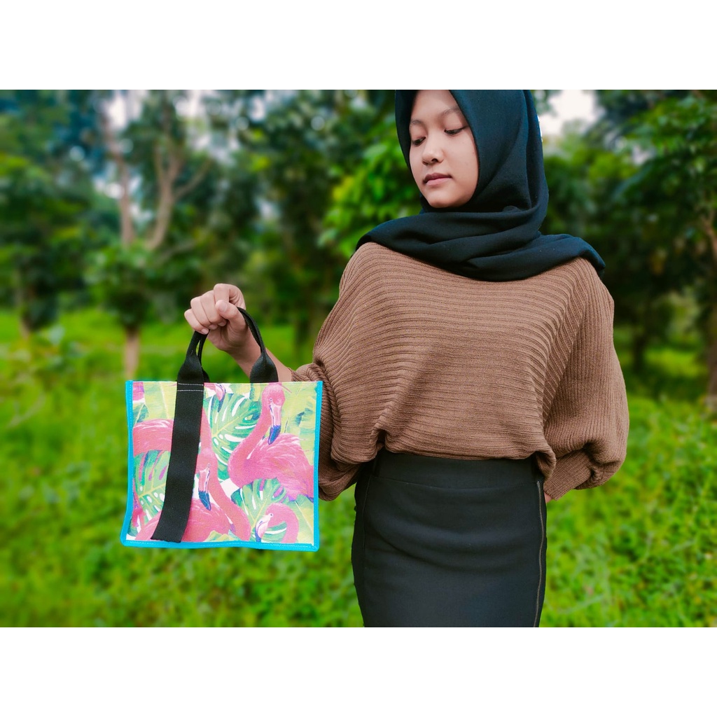 totebag tas tangan print motif flaminggo wanita hijab kata motivasi model tali kekinian