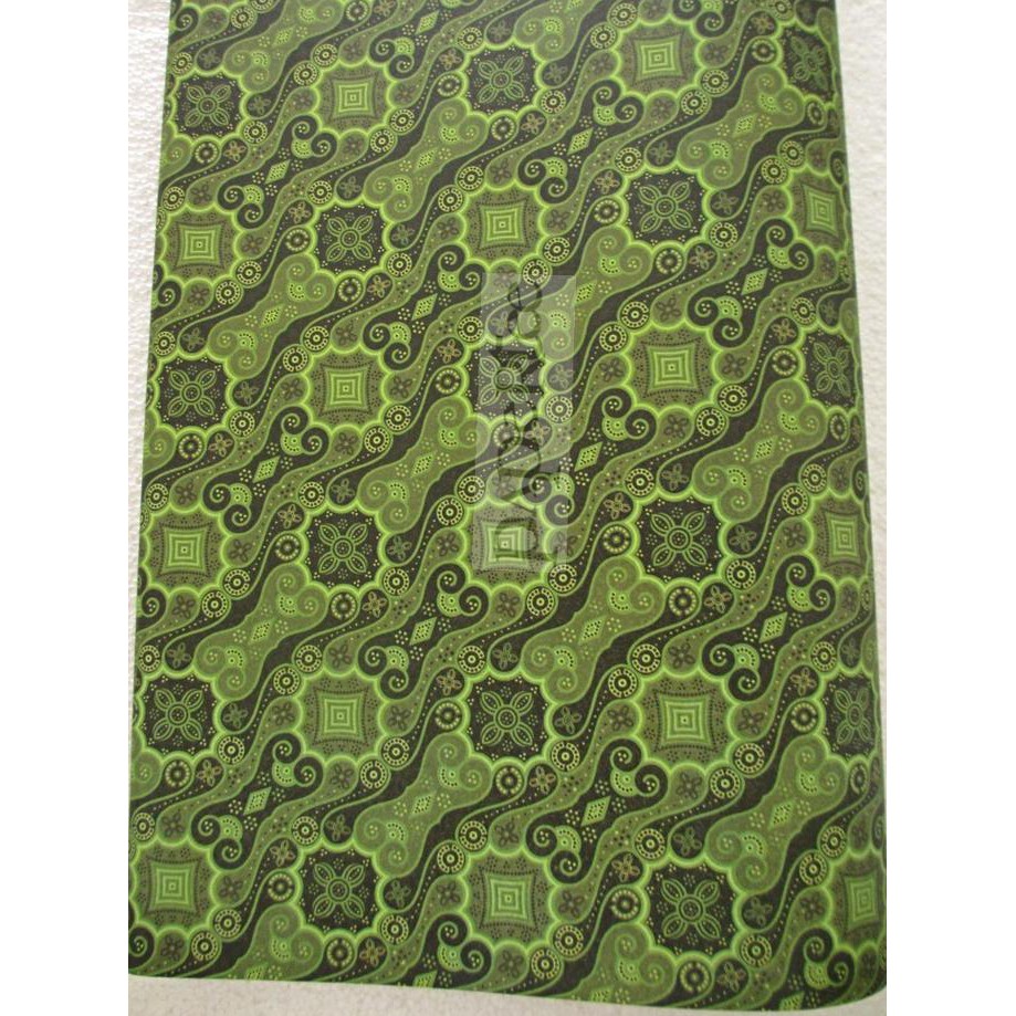 

Kertas Kado Batik Hijau Kotak