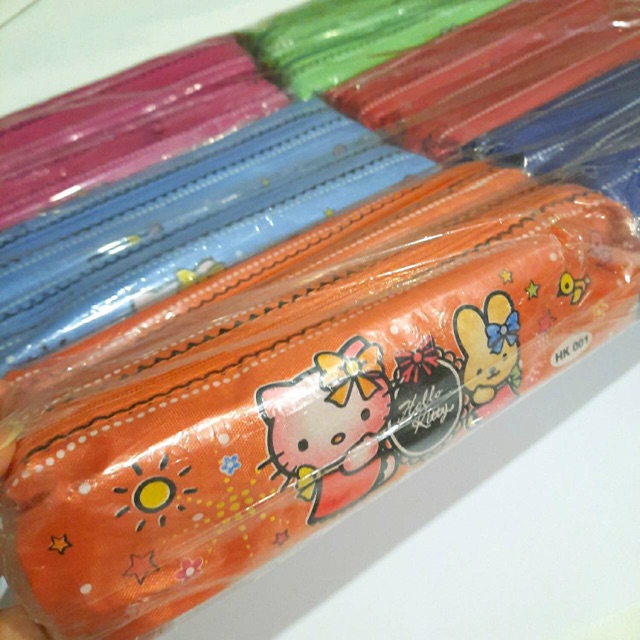 

Pencil Case Hello Kitty / Kotak Pensil Kain