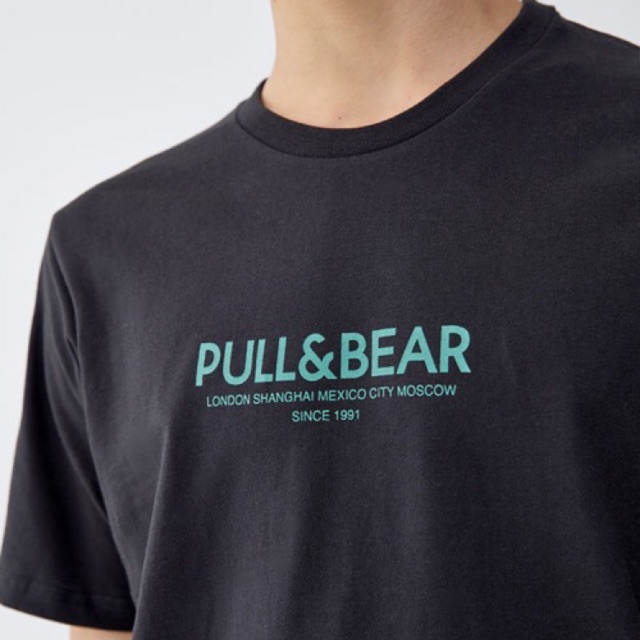 pull and bear logo t shirt
