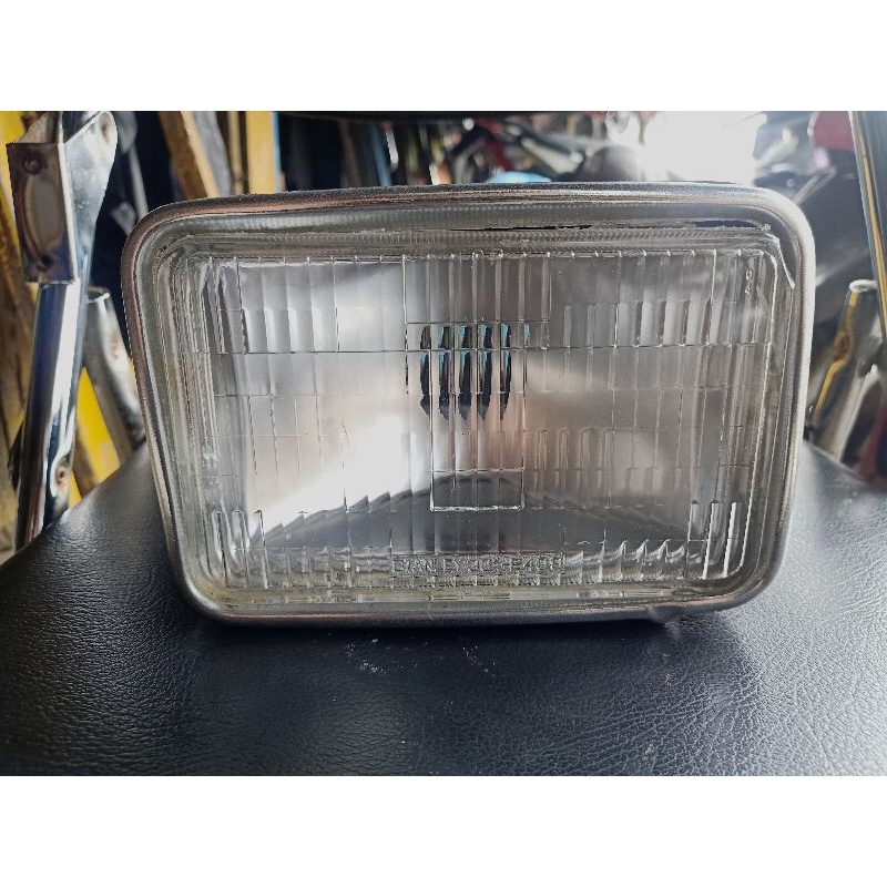 lampu depan headlamp suzuki TRS 115 pnp suzuki TS 125 original cabutan motor