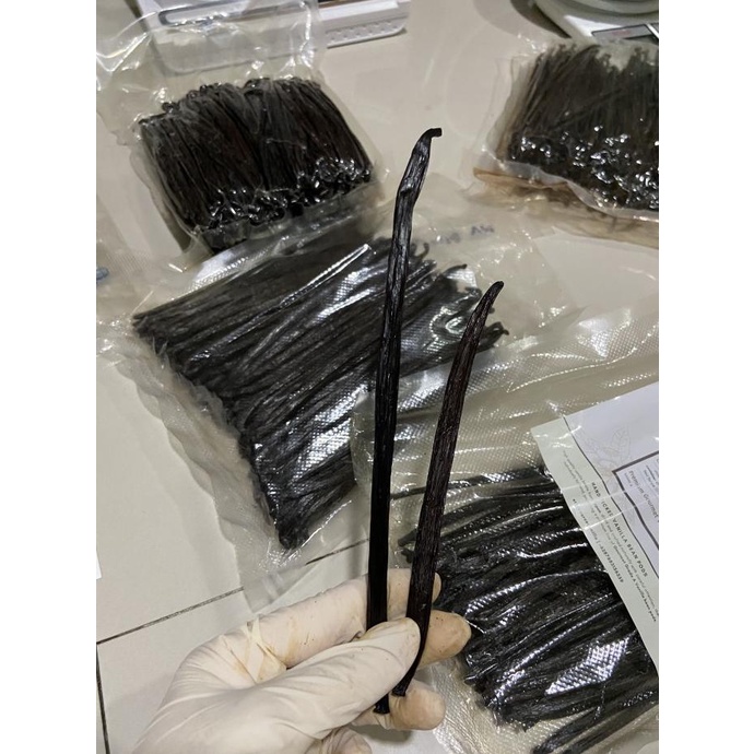 

100gr Madagascar Planifolia Vanilla Bean Pods Grade B ---NEW---