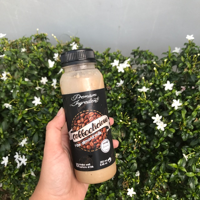 

Almond Milk Coffee