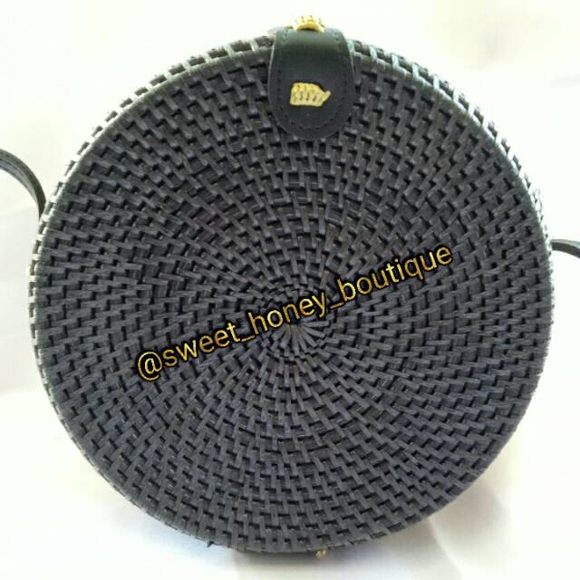 Sweet Honey ~ Grosir Tas Rotan Bali Bulat Polos Warna Hitam Bali Rattan Bag Black Colour [Bisa COD]