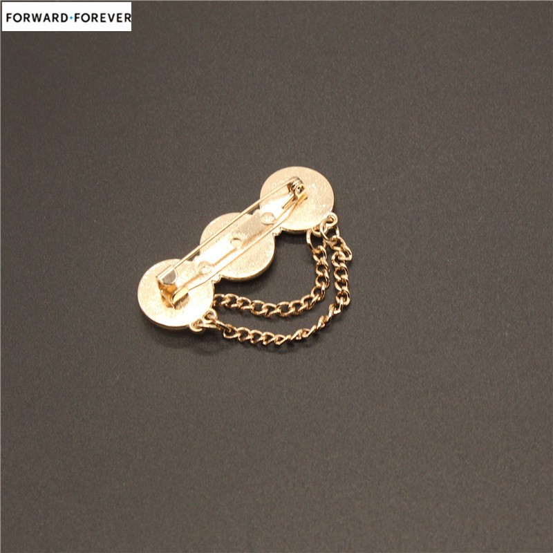 Simple and elegant retro fashion brooch     M40224