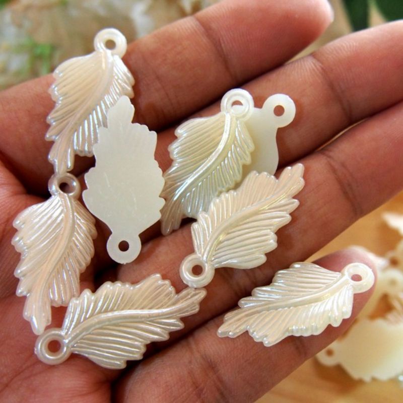 Manik daun akrilik - manik sayap - manik akrilik