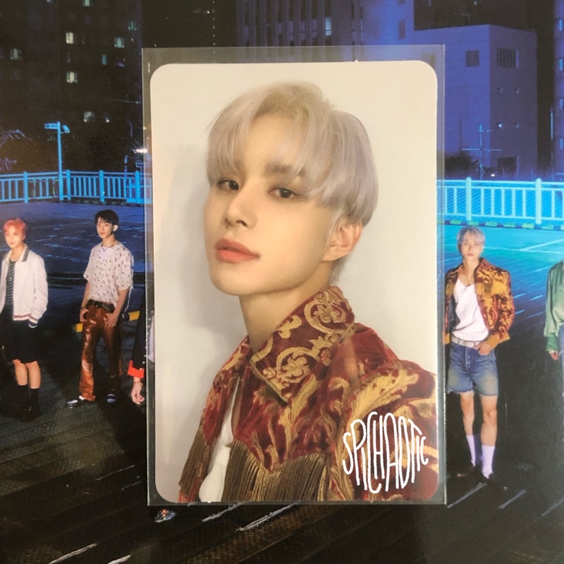 [BOOKED] PHOTOCARD JUNGWOO SEOUL CITY VER. (PC JUNGWOO BATIK)