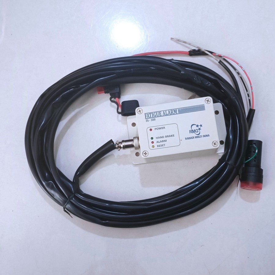 Heavy Duty Fatigue Alarm 7 - 30 VDC include reset switch & buzzer