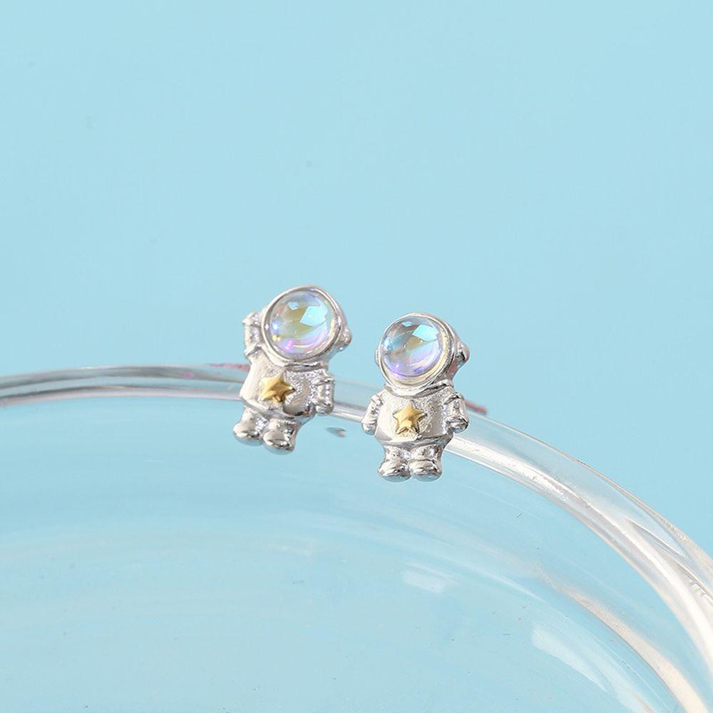 NEEDWAY Anting Korea Aurora Fashion Spaceman Kecil Perempuan Hadiah Perhiasan Anting Astronot Kristal