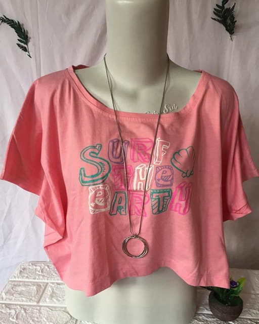 Preloved / Atasan Wanita / Kaos / Crop Top / Warna Peach
