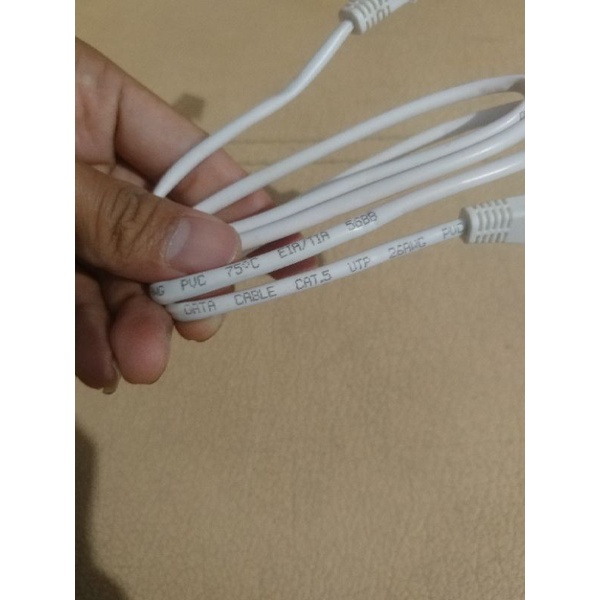 Kabel Lan Cat.5 pabrikan 1 meter