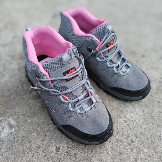 Sepatu karrimor wanita berkualitas sepatu gunung karrimor outdoor