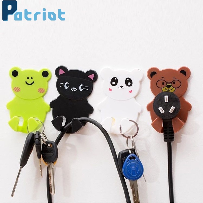 Creative Punch-free Power Cord Plug Bracket / Wall Mounted Cartoon Animals Self-Adhesive Shelf Hook for Home Office