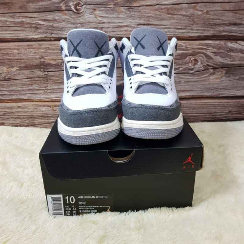 Nike air jordan 3 kaws grey size 40-45