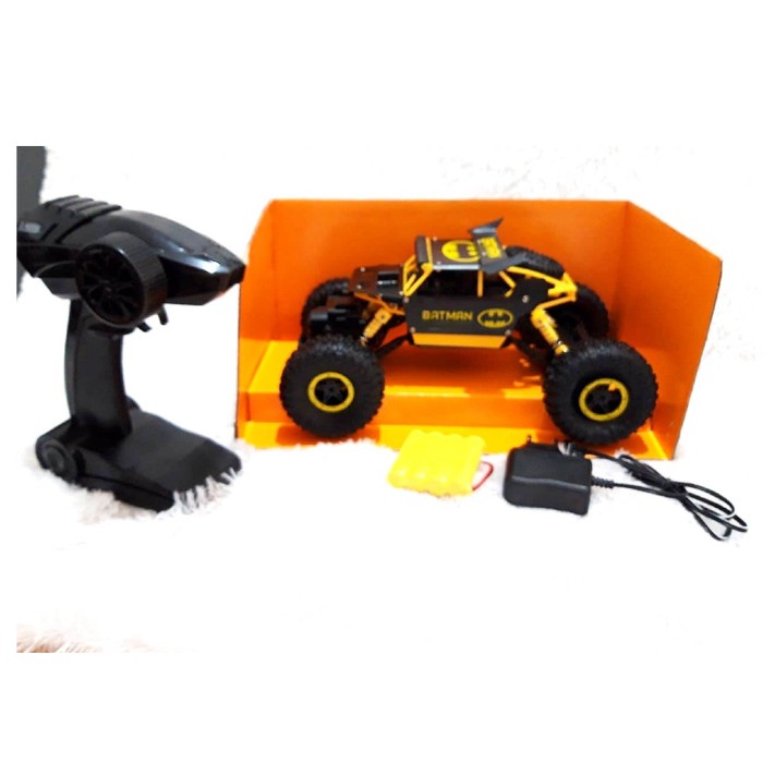 B64A MOBIL REMOTE R/C 1:18 AVENGER ROCK CRAWLER SUPERHERO D866