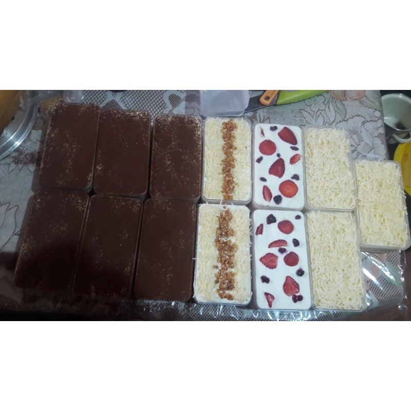 

Dessert Box ukuran 350 gr