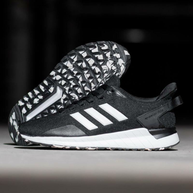 adidas questar ride black white camo pria