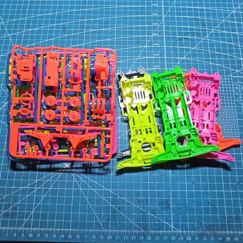 tamiya chassis s2 gear box set / chassis super 2 / super 2 chasis / s2 chassis / tamiya s2 sasis / s