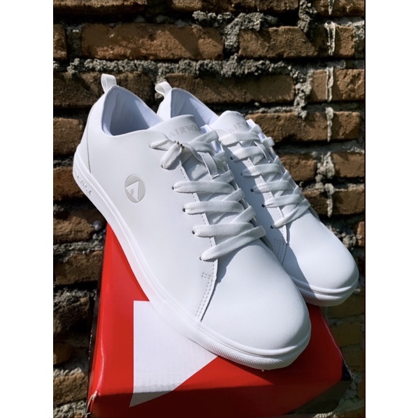 Airwalk Jairo & Ne*l Full White Unisex