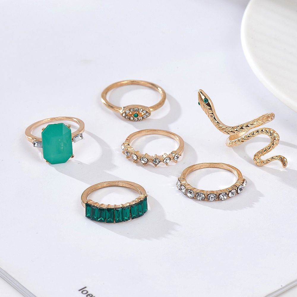 6pcs / Set Cincin Jari Desain Ular Hijau Aksen Kristal Zirkon Emerald Gaya Retro Boho Untuk Wanita