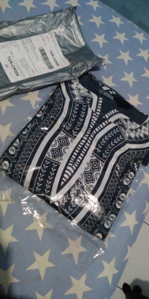 Kaos Pantai Kaos Etnik  Dashiki Bohemian Style All Size Pria Wanita Hitam-putih