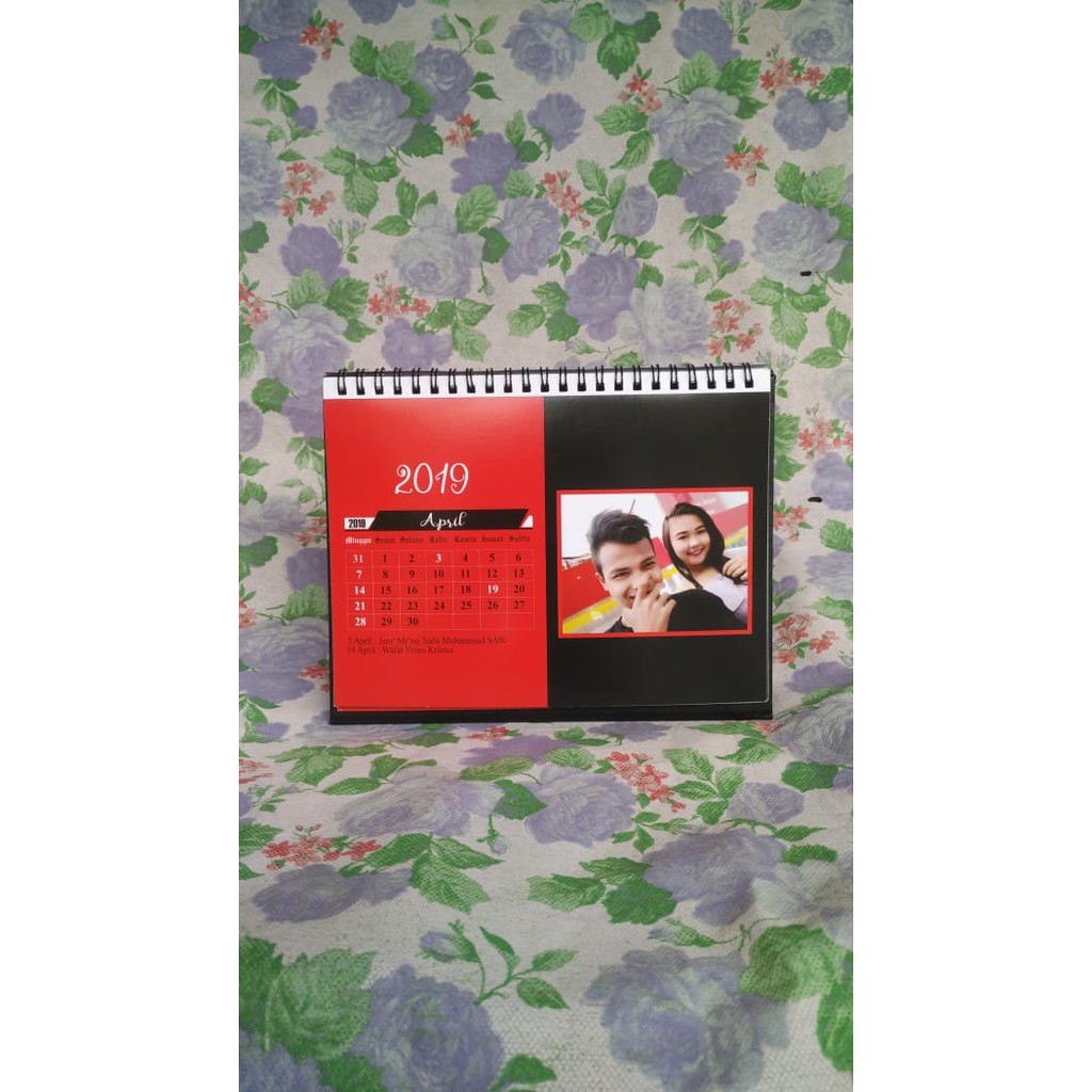 

Kalender Meja 2025 Bebas Custom