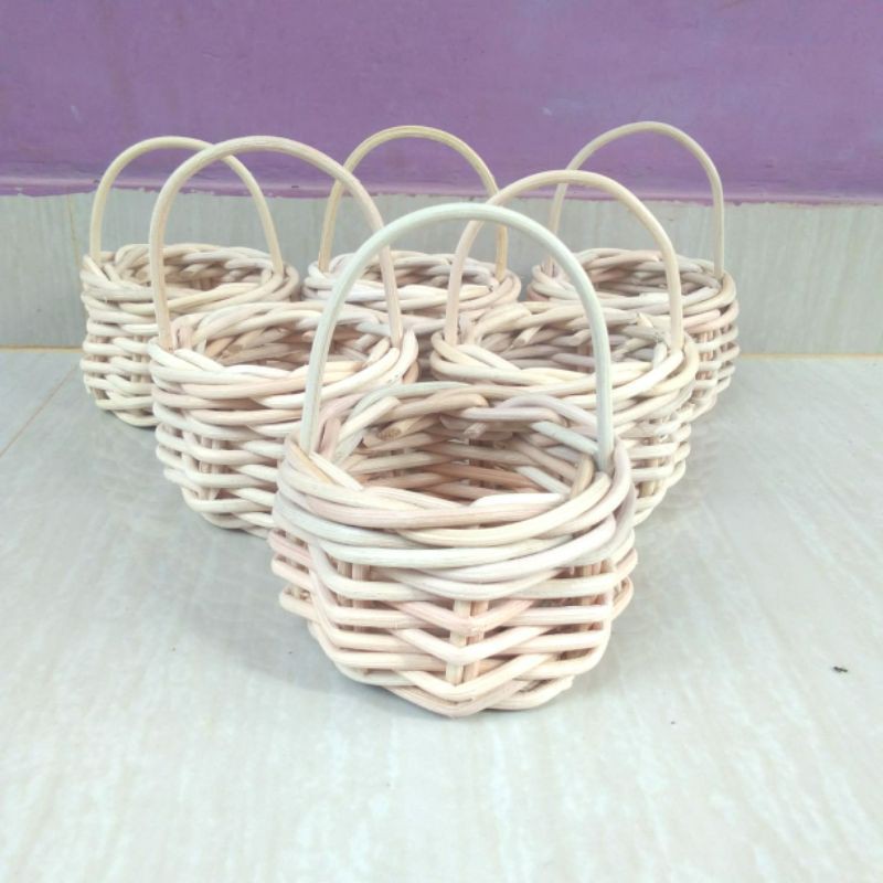 Keranjang rotan bulat handle mini sovenir telur parcel murah 8,5x6 cm