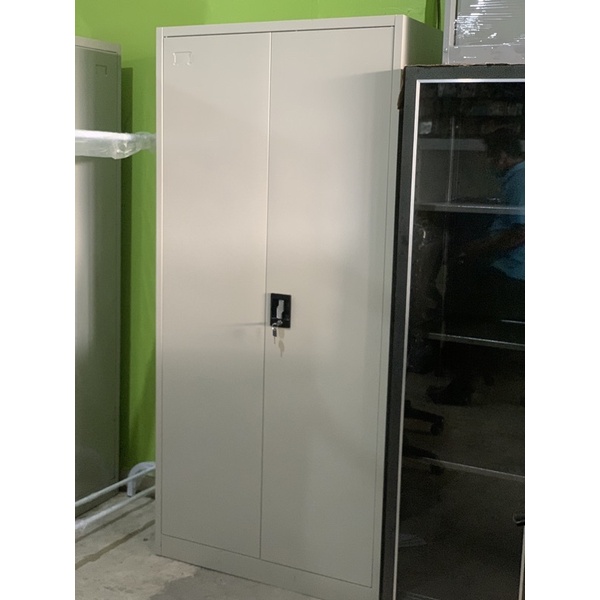 lemari besi 2 pintu