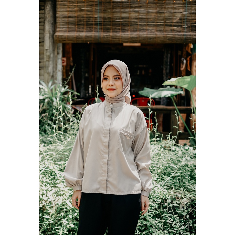 TJUT | Puga Blouse | Pale Khaki