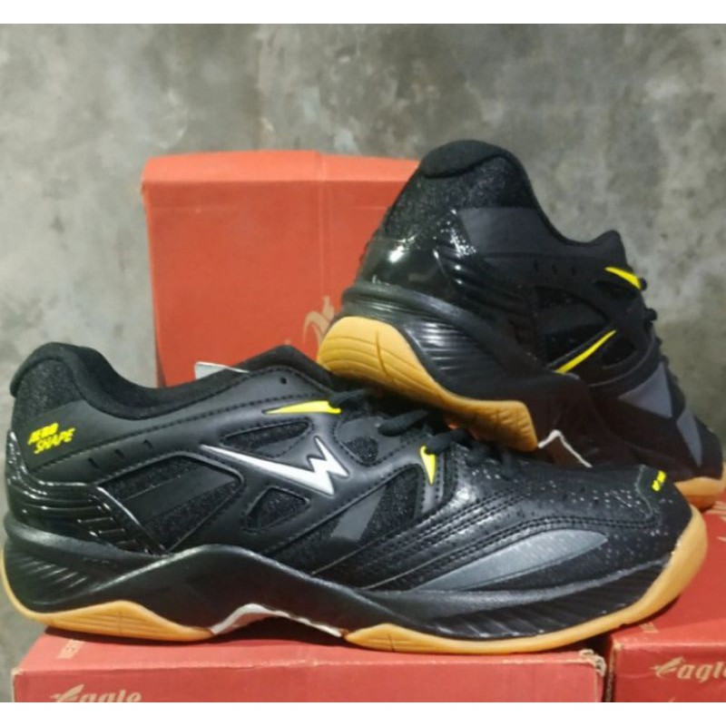 sepatu badminton eagle blaze hitam size 44