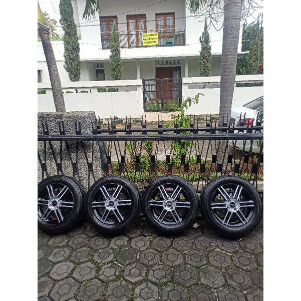 4 Velg R15 PCD 100+Ban 185/65 80% calya sigra agya ayla vios jazz yaris karimun datsun march atoz civic city