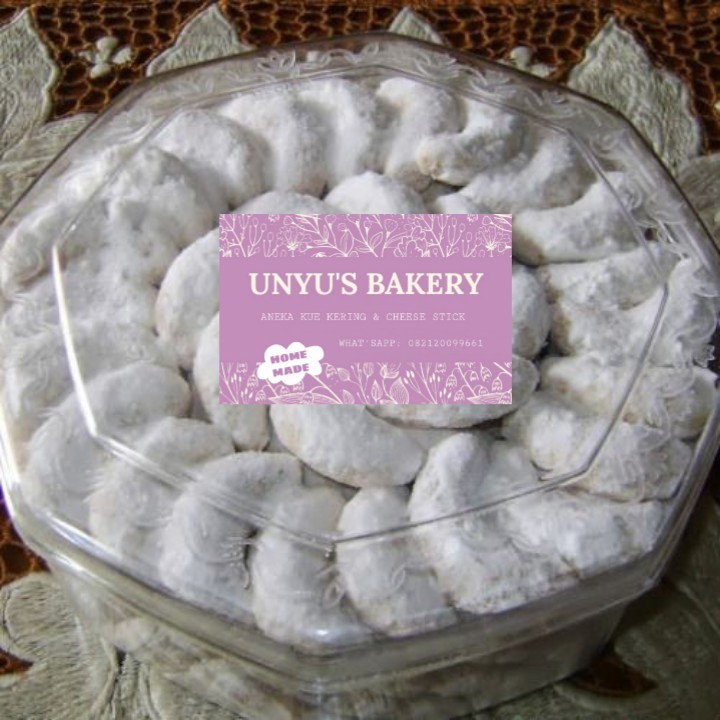 

Kue Putri Salju