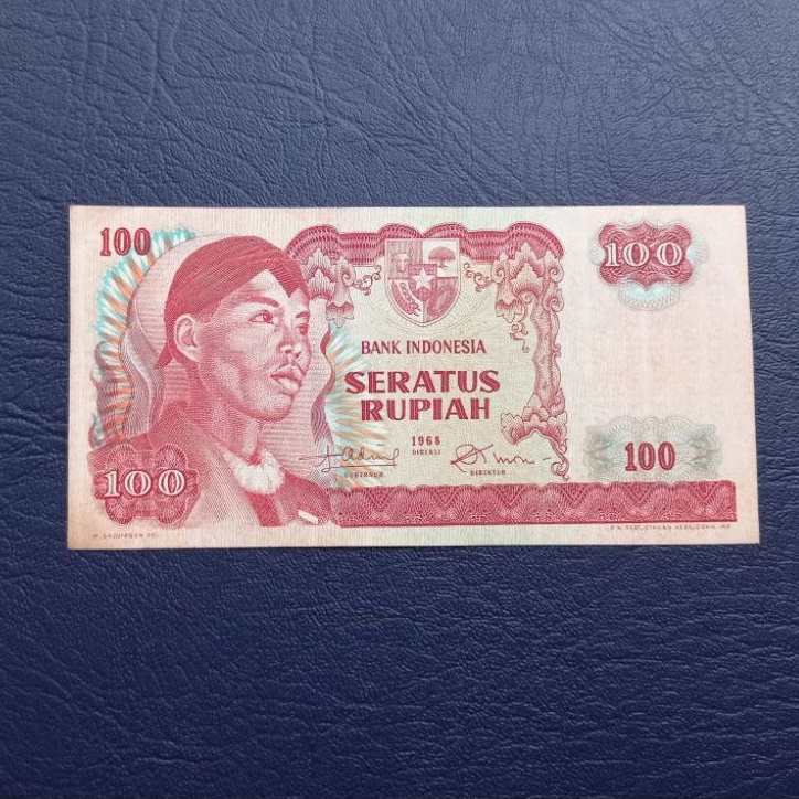 Uang kuno kertas 100 Sudirman Soedirman tahun 1968