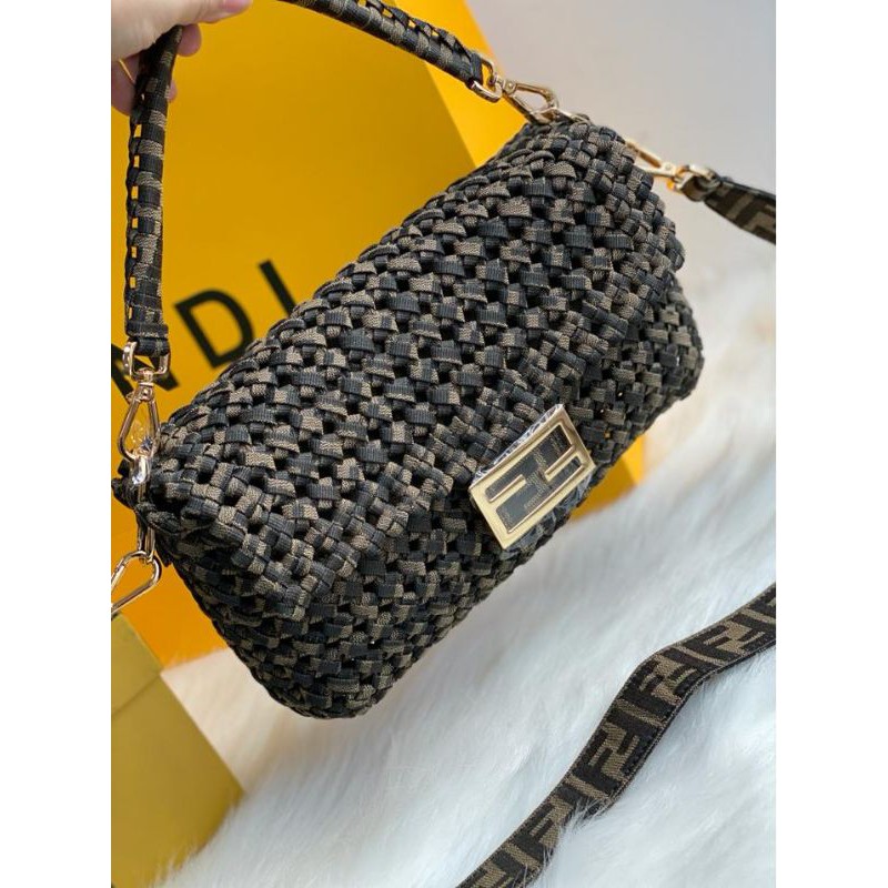 Tas Fendi baguette monogram canvas/ tas wanita