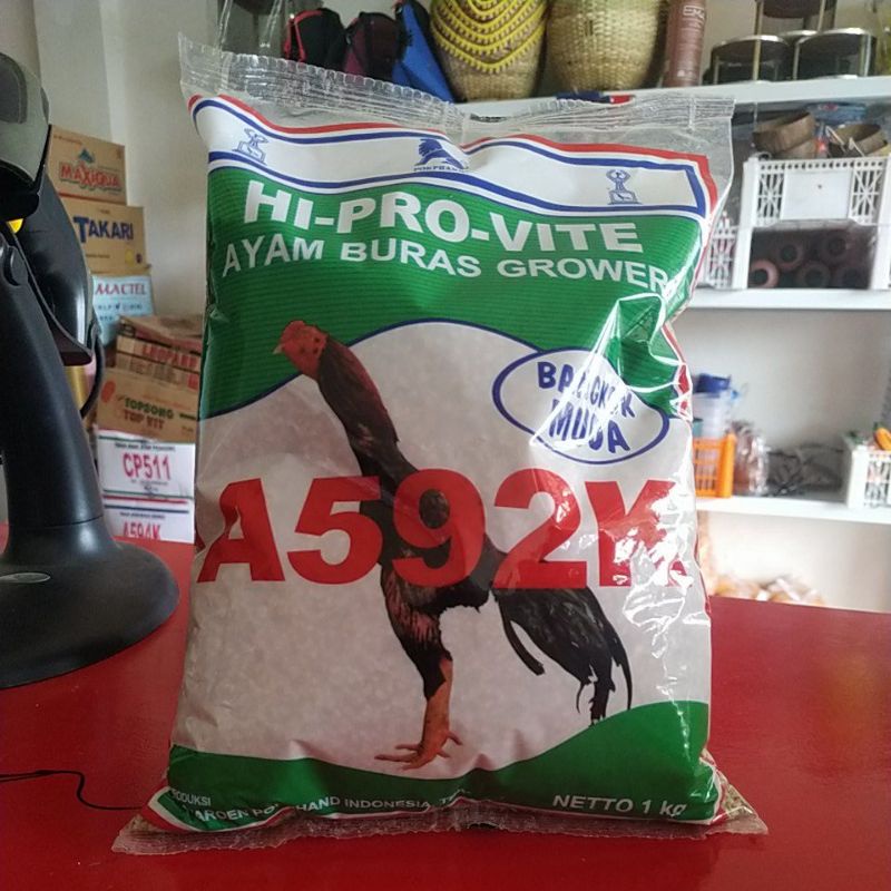 Pakan Ayam Hobi HI-PRO-VITE 592 / A592K Pokphand
