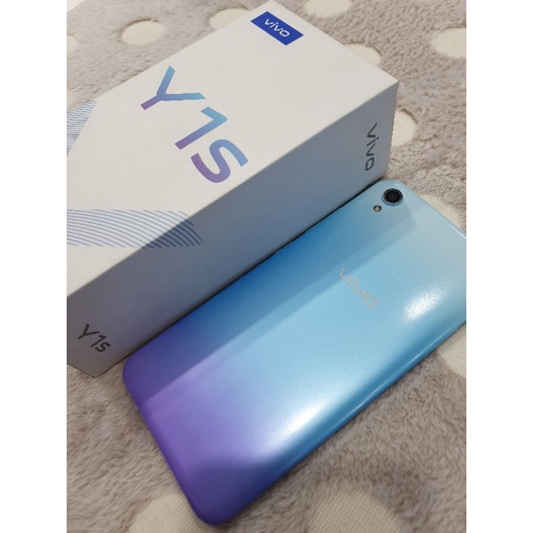 vivo y1s 2/32 gb
